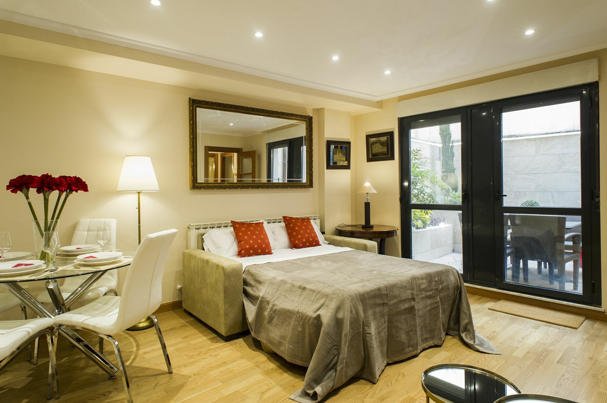 Rent Apartments Salamanca Cervantes 47 Экстерьер фото
