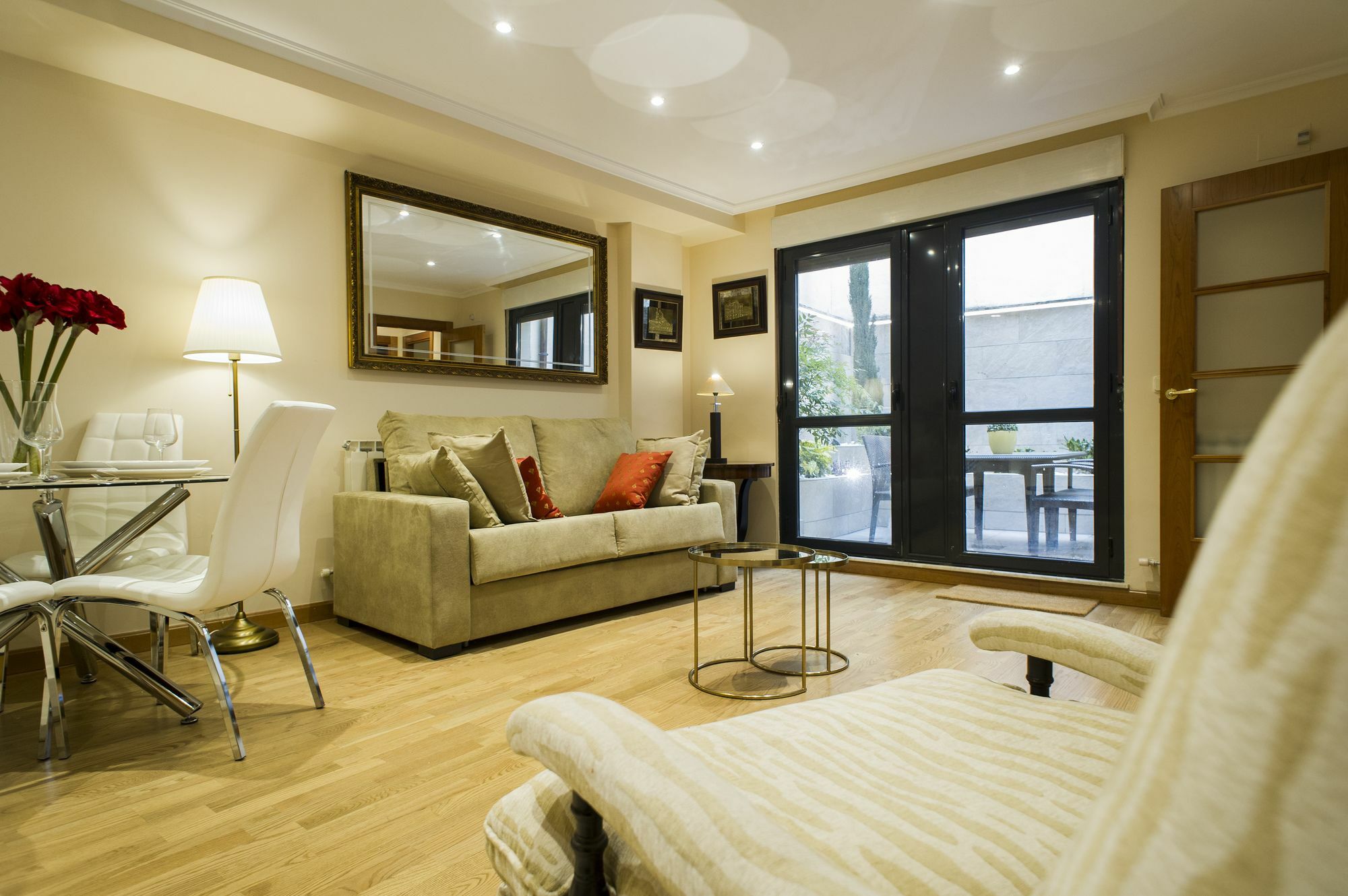 Rent Apartments Salamanca Cervantes 47 Экстерьер фото